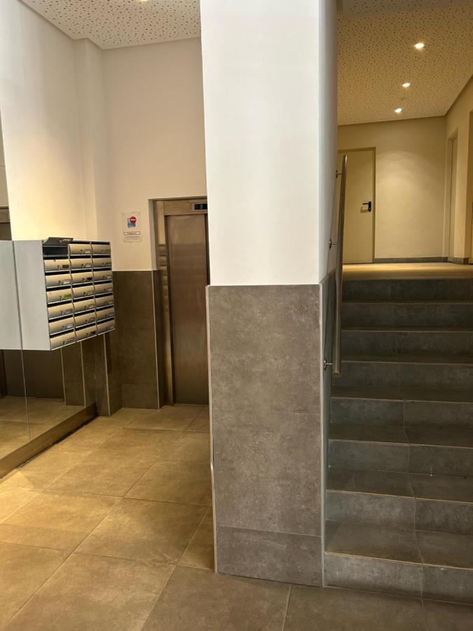 Apartamento Lujoso Hogar Cerca Del Casco Antiguo De La Ciudad Valencia Exterior foto